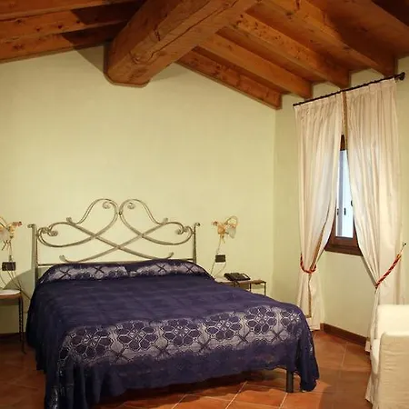 Macesina